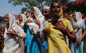 http://www.hinduhumanrights.info/wp-content/uploads/2012/12/indian-women-protesting.jpeg