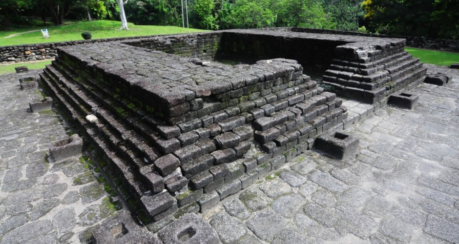 Malaysia : 8th century Hindu temple site in Bujang Valley demolished