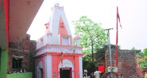India : Moradabad: Do Muslims have the Right of Veto?