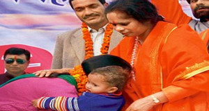 Chaos at VHP’s ghar wapsi event as police try to arrest young couple