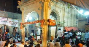 Pakistan : Rebuild Hindu temple via special architect, SC tells K-P govt