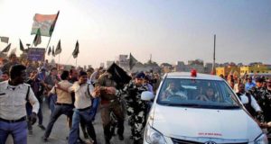Beef thrown in temple: Bengal govt worried as communal clashes spread to Kolkata