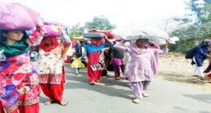 Hindu exodus in Jammu village : Villagers flee alleging torture and harassment of their children by JK police
