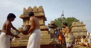 Video : Indigenous Hindus celebrating after Reconstructing the Vyasaraja Brundavana at Hampi