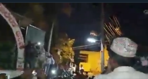 Video : India – Right Wing Islamists Stone Pelt Hanuman Temple and Hospital