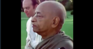 Video : Swami Prabhupada Destroying The Gandhi Ahimsa Myth Freeing India