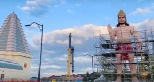 Video : Some Right Wing Ravaans Going Bonkers Over Giant Hanuman Statue In Canada