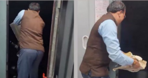 Video : An Indian Train Employee Throwing Rubbish Out Of Running Train