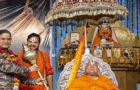 Video : Hindu Guru Asks Indian Army Chief To Get Stolen POK Back