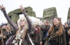 Video : UK -Thousands Join in Winter Solstice Celebrations At Stonehenge