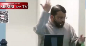 Video : Slave Justifying Forced Slavery And Genocide Of His Hindu Forefathers