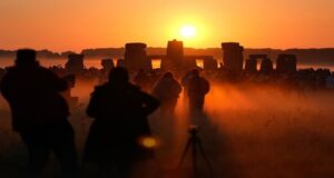 Video : 5,000-year-old ‘Prototype’ for Stonehenge Solar Alignment Found